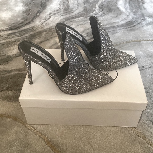 Steve Madden Rhinestone high heeled Mules - Picture 2 of 5